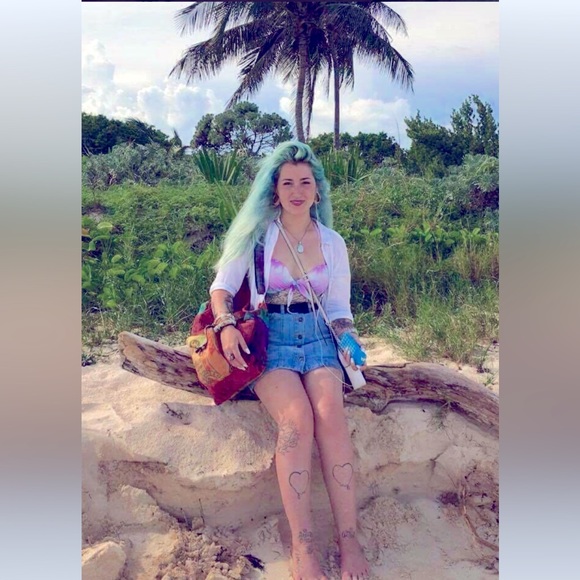 Hello i’m Yass ✨ First time on my profil ? 🤗 - Picture 4 of 6